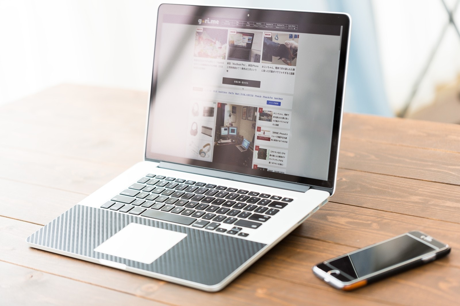 ノートパソコンの画像